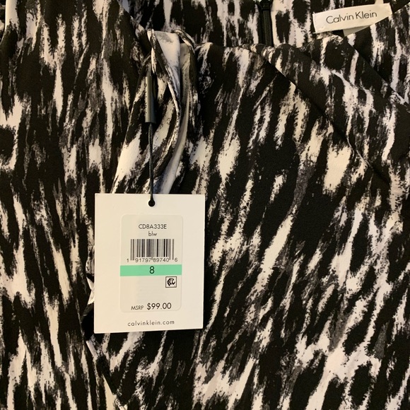 Dress - Picture 3 of 3